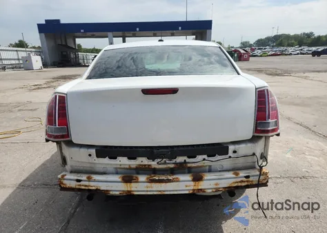 2013 Chrysler 300C from USA, damaged, VIN 2C3CCAETXDH717265